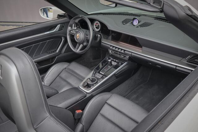 Porsche 911 Cabrio 3.8 Turbo S | SPORT DESIGN AERO KIT | LIFTING | BOSE | GT SPORTSTUUR MET VERWARMING | PDLS+ | LIFTING | 360CAM | PASM | STOELKOELING | INNODRIVE ADAPTIVE CRUISE | ACHTERASBESTURING | STUURVERWARMING |