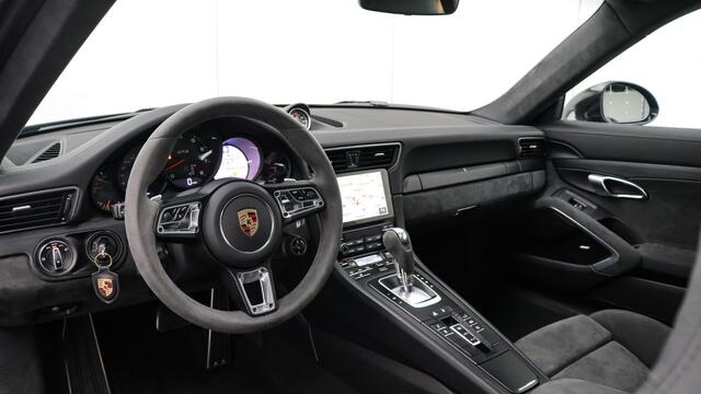 Porsche 911 991.2 3.0 Carrera GTS | Keramisch | Achterasbesturing | Schuifdak | BOSE Sound | 18-Voudig | PDLS +