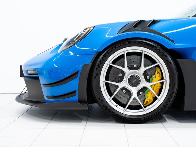 Porsche 911 GT3 RS Manthey Racing Kit