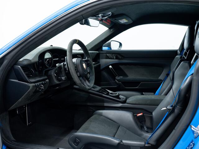 Porsche 911 GT3 RS Manthey Racing Kit