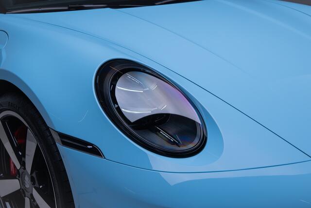 Porsche 911 Targa Carrera 4S PTS l Gulfblau