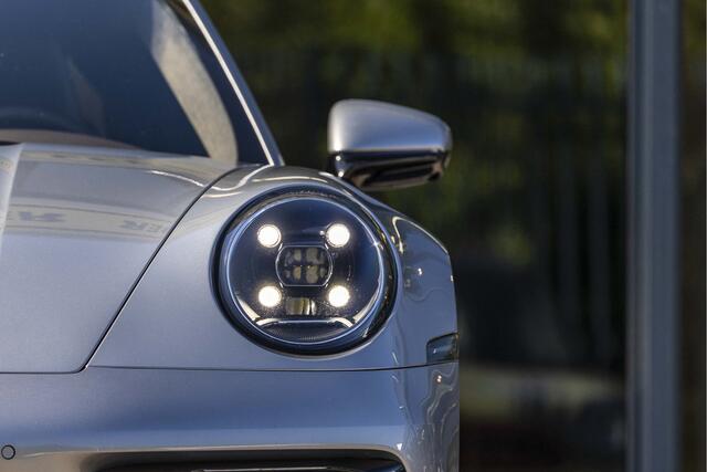 Porsche 911 3.0 Carrera 4 S