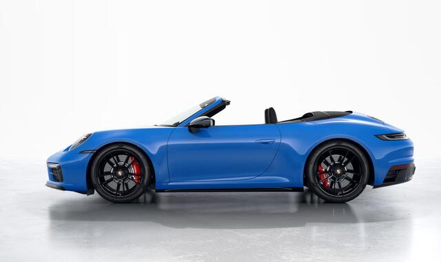 Porsche 911 Carrera 4 GTS Cabriolet