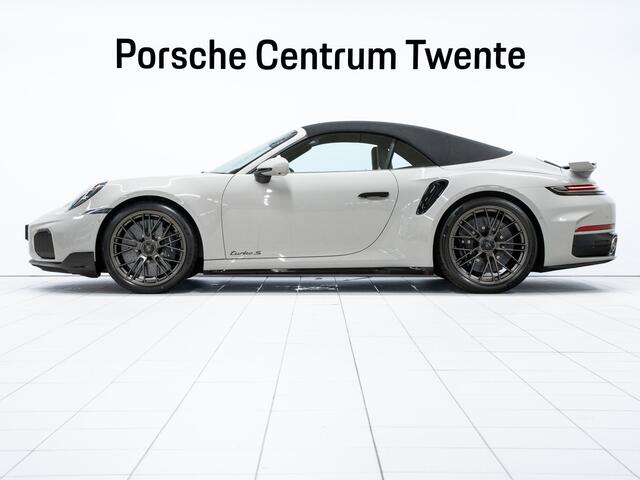 Porsche 911 Turbo S Cabriolet
