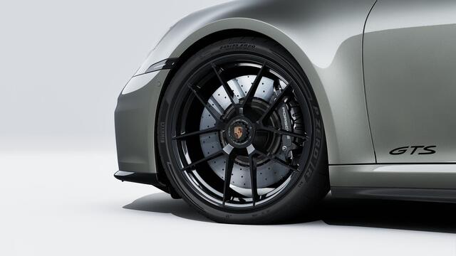 Porsche 911 Carrera 4 GTS Cabriolet