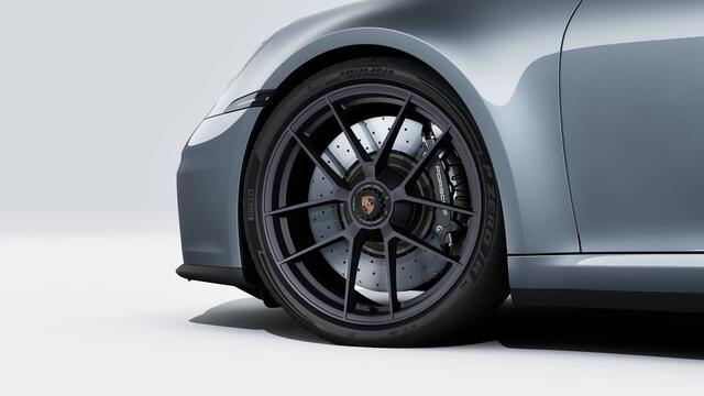 Porsche 911 Carrera 4 GTS Cabriolet