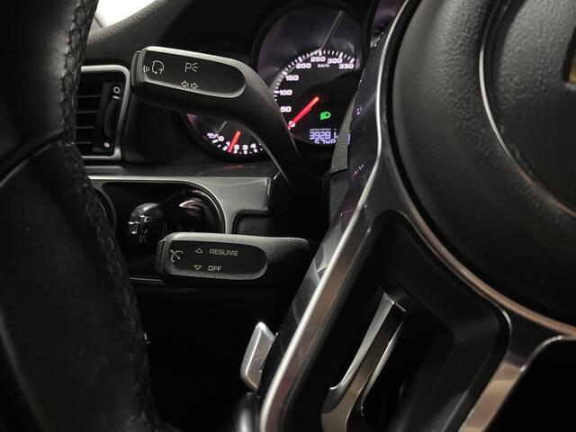 Porsche 911 Cabrio 3.0 Carrera - 2018 - 370 PK - Navi - CarPlay - Stoelverw.