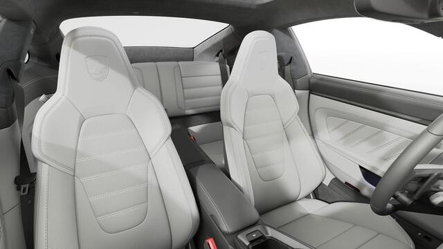 Porsche 911 Carrera 4 GTS | Exclusive Manufaktur