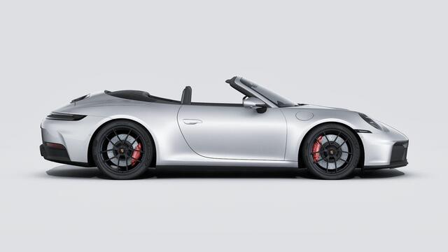 Porsche 911 Carrera 4 GTS Cabriolet