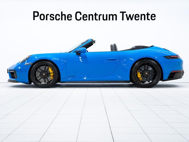 Porsche 911 Carrera GTS Cabriolet