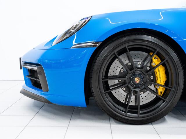 Porsche 911 Carrera GTS Cabriolet