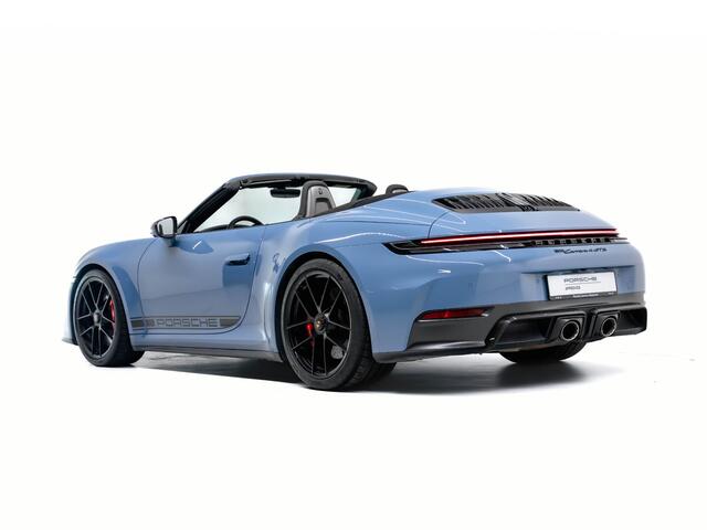 Porsche 911 Carrera 4 GTS Cabriolet