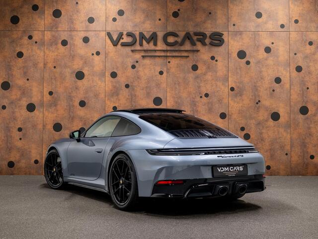Porsche 911 3.6 T-Hybrid Carrera 4 GTS | Lift | 18-weg | ACC | Stoelventilatie | Glazen Schuifdak |