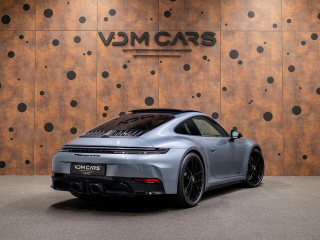 Porsche 911 3.6 T-Hybrid Carrera 4 GTS | Lift | 18-weg | ACC | Stoelventilatie | Glazen Schuifdak |