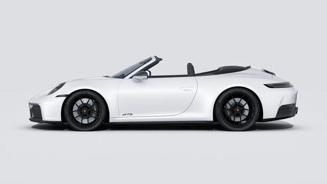 Porsche 911 Carrera 4 GTS Cabriolet