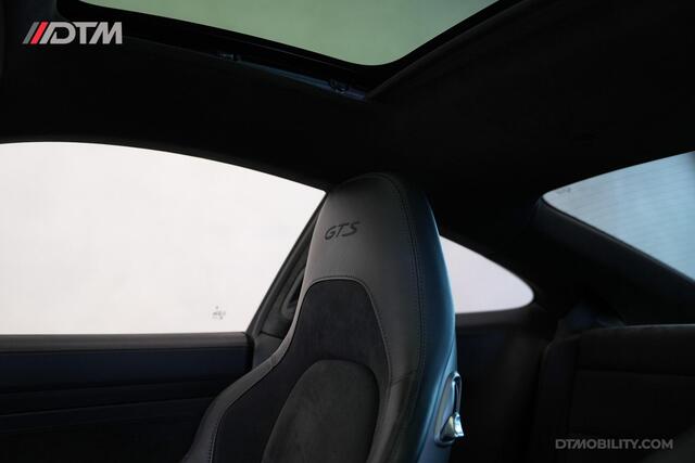 Porsche 911 3.0 Carrera GTS Miami Blue, Centerlock