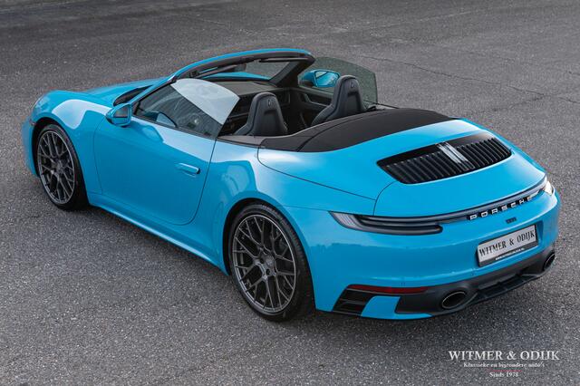 Porsche 911 Cabrio 3.0 Carrera Miami Blue