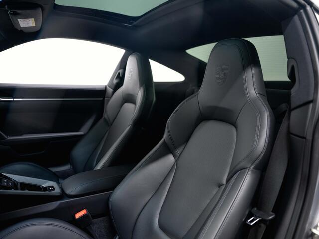Porsche 911 Carrera 4S