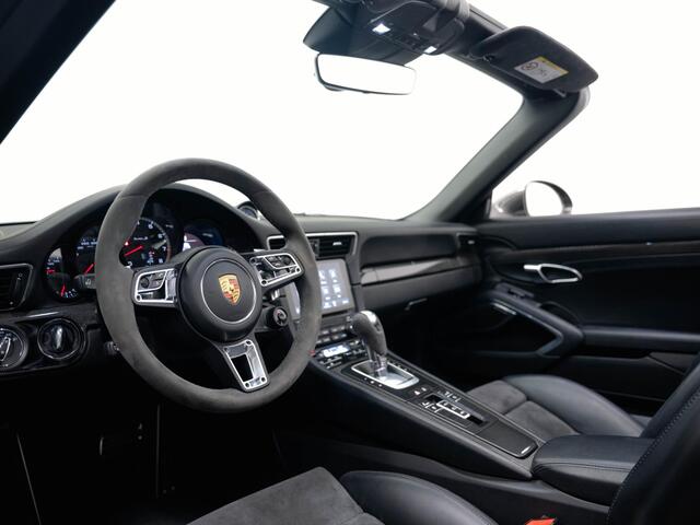 Porsche 911 Turbo S Cabriolet