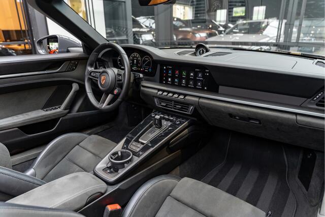 Porsche 911 992.2 Cabrio GTS Bose Sportuitlaat Lift 3.6 T-Hybrid Carrera GTS
