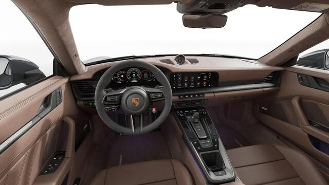 Porsche 911 Carrera 4 GTS