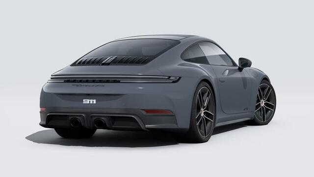 Porsche 911 Carrera 4 GTS