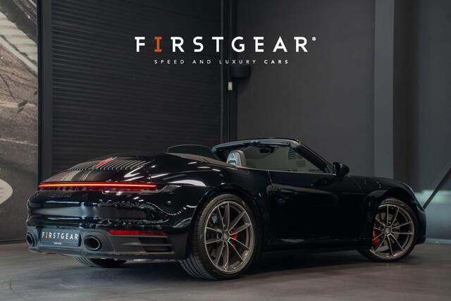 Porsche 911 Cabrio 3.0 Carrera 4S *BOSE / Vierwielbesturing / Stoelventilatie / Sport-uitlaat / 18-Wegs / Sport-Chrono / HD Matrix-LED*