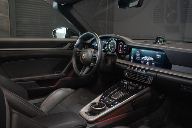 Porsche 911 Cabrio 3.0 Carrera 4S *BOSE / Vierwielbesturing / Stoelventilatie / Sport-uitlaat / 18-Wegs / Sport-Chrono / HD Matrix-LED*