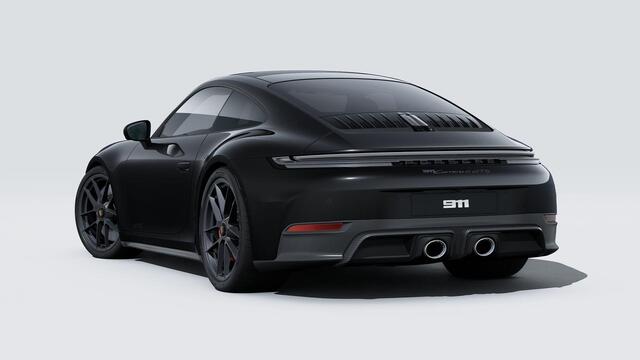 Porsche 911 Carrera 4 GTS