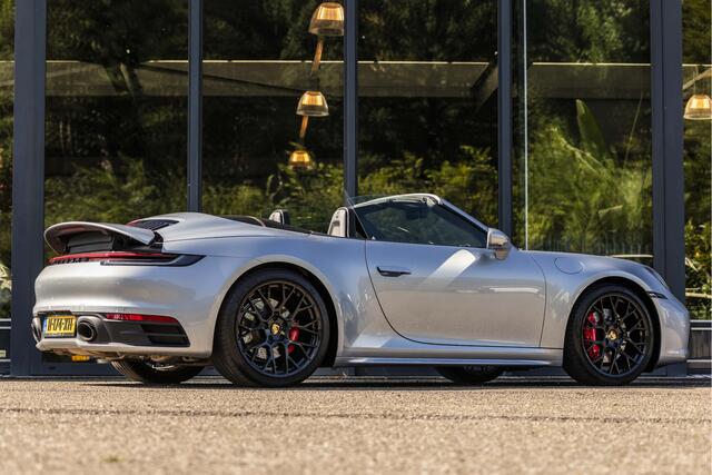 Porsche 911 Cabrio 3.0 Carrera 4 S Sport Chrono NL geleverd