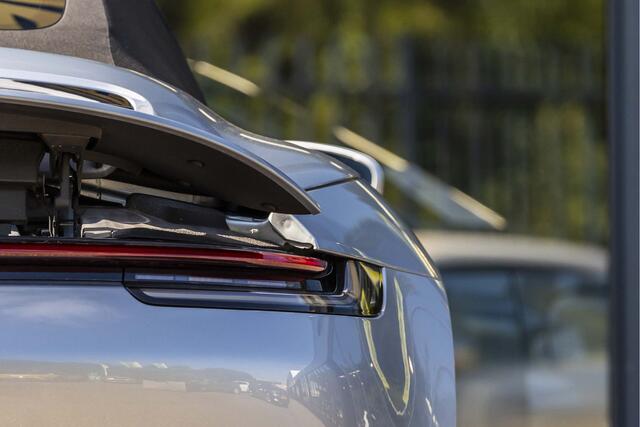 Porsche 911 Cabrio 3.0 Carrera 4 S Sport Chrono NL geleverd