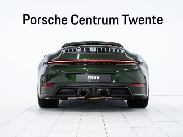 Porsche 911 Carrera 4 GTS Cabriolet