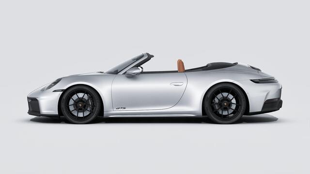 Porsche 911 Carrera 4 GTS Cabriolet