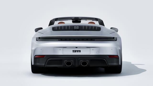 Porsche 911 Carrera 4 GTS Cabriolet