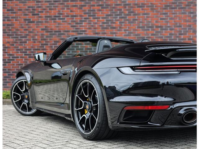 Porsche 911 Cabrio 3.8 Turbo S | PASM - PCCB - Burmester