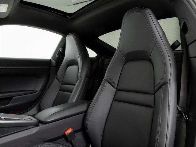 Porsche 911 Carrera