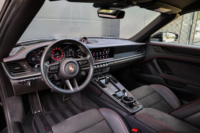 Porsche 911 Cabrio 3.0 Carrera 4 GTS | UNIEK! | TECHART | VOL! | FULL-PPF | LIFT | 360 | MEMORY | BOSE |