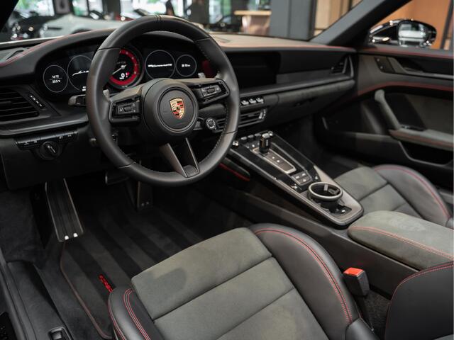 Porsche 911 992.1 4 GTS Cabriolet Lift Carbon BOSE 3.0 Carrera 4 GTS