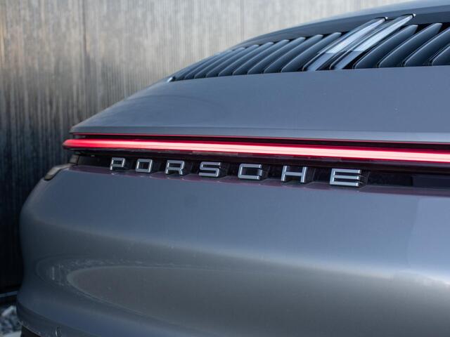 Porsche 911 Cabrio 3.0 Carrera l LED l Camera l 20"