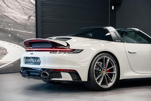Porsche 911 Targa 3.0 4 *Exclusive Manufaktur / BOSE / Sport-Chrono / Hefsysteem-vooras / Sport-design / Sportstoelen Plus*