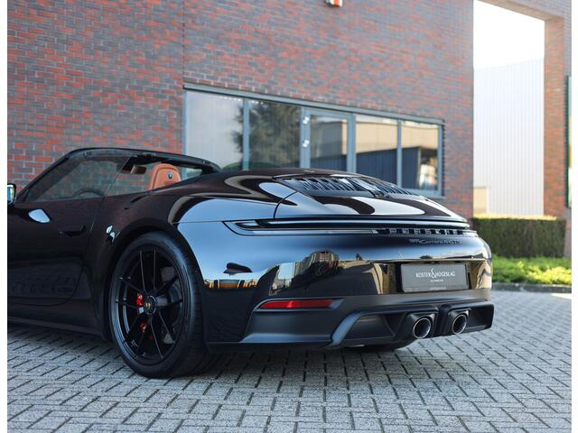 Porsche 911 Cabrio Carrera 4 GTS | PASM - Burmester