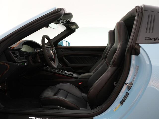 Porsche 911 4 GTS 3.6 541pk T-Hybrid |PTS Gulf Blue|keramisch|Burmester|lift|sport design|sport chrono|18-voudig|360 camera|sportuitlaat|matrix LED|