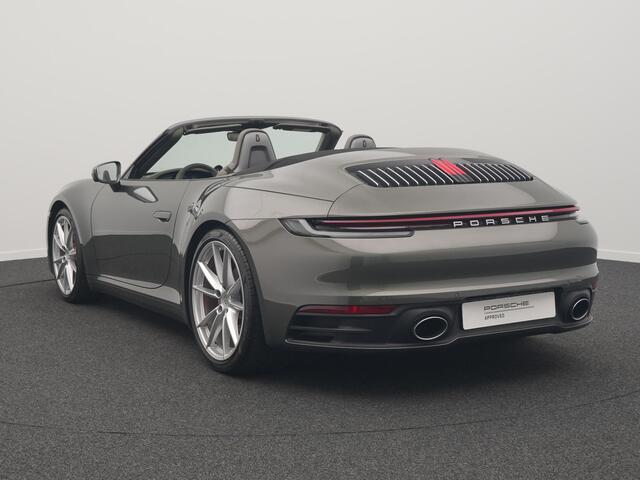 Porsche 911 Cabrio Carrera 4