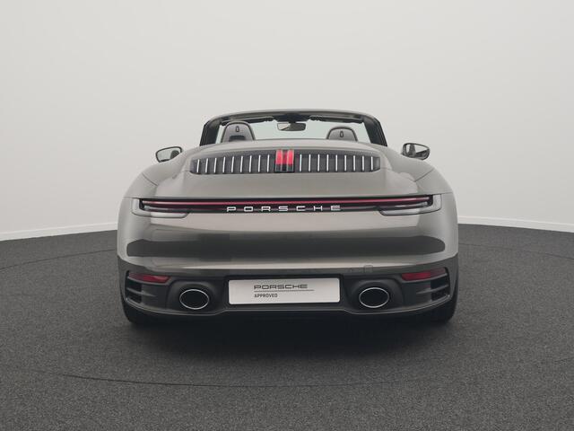Porsche 911 Cabrio Carrera 4