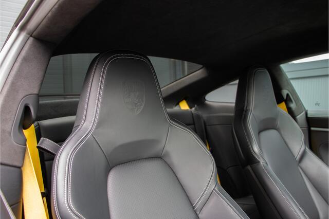 Porsche 911 3.0 Carrera S | Keramische | Sportdesign + Aeropack | Bose | Neus PPF + Coating | Alcantara Hemel | Sportuitlaat Camera | Sport-chrono | Led | Sportonderstel | Stoelverwarming | Apple & Android Carplay | N.P €192.400,-