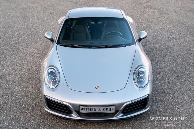 Porsche 911 3.0 Carrera 4 Wide-Body