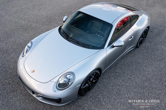 Porsche 911 3.0 Carrera 4 Wide-Body