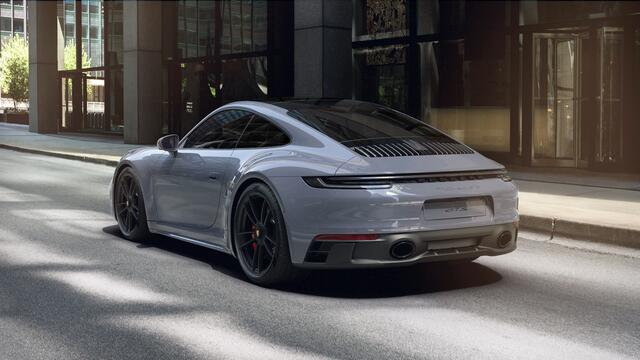 Porsche 911 Carrera GTS