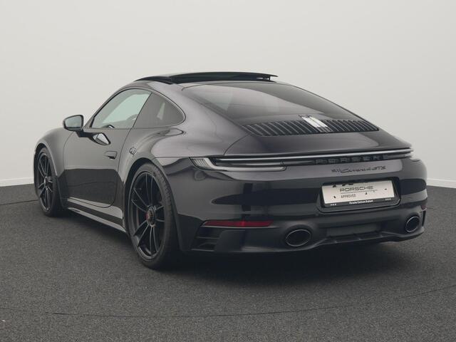 Porsche 911 Carrera 4 GTS – foto 3