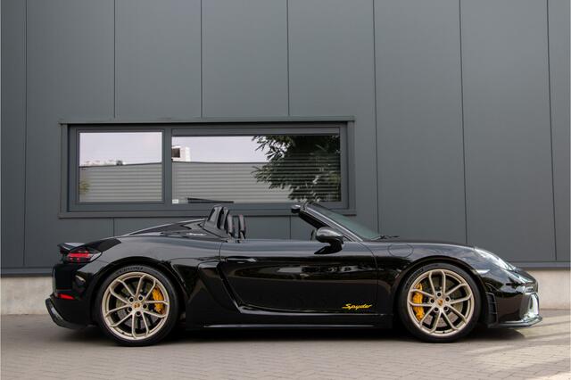 Porsche 918 Spyder 718 4.0 | Keramische | Carbon Seats | PASM + PADM | PDLS+ | Bose | Carplay | PDK | Sport Chrono Plus | Sportuitlaat | Carbon Interieur / Exterieur | PDK | 20" | Stuurverwarming | Lederpakket | Camera | Neus PPF | Glascoating | Dealer O.H